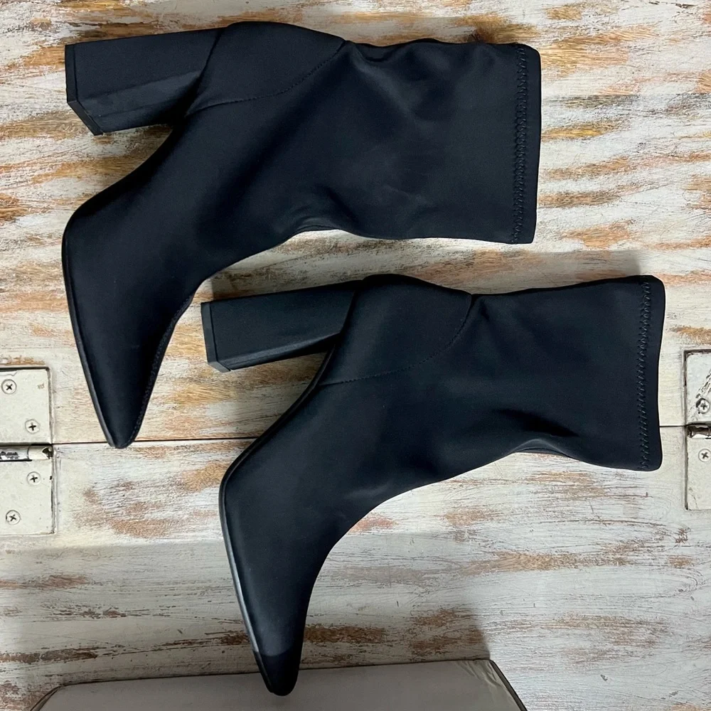 Truffle Collection Black Lycra Sock Block
Heel Ankle Boots - 38 - Picture 3 of 4